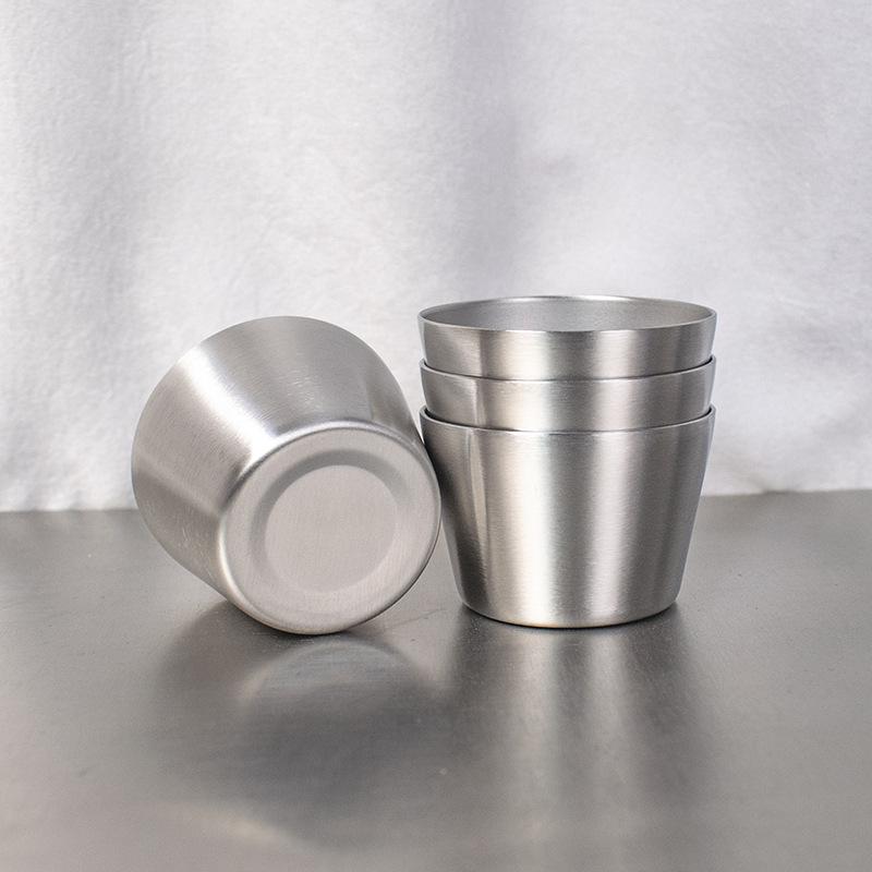 Dvoustěnné nerezové sklenice na víno 304 50ml Malý objem Sklenice na bílé víno Šálek na espresso Mini kuželová sklenice na destiláty