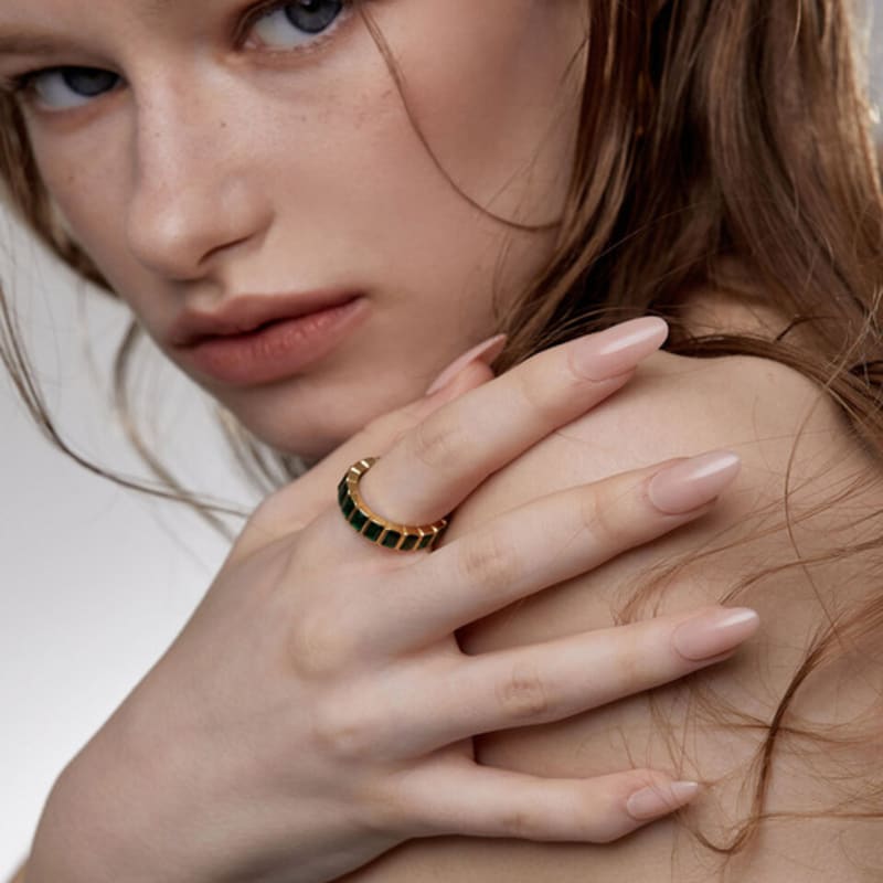 ANON Emerald Green Bezel Ring