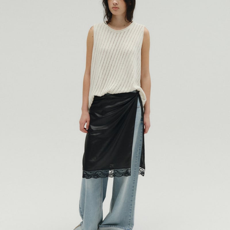 SALTY PEBBLE GLOSSY LACE SCARF [BLACK]