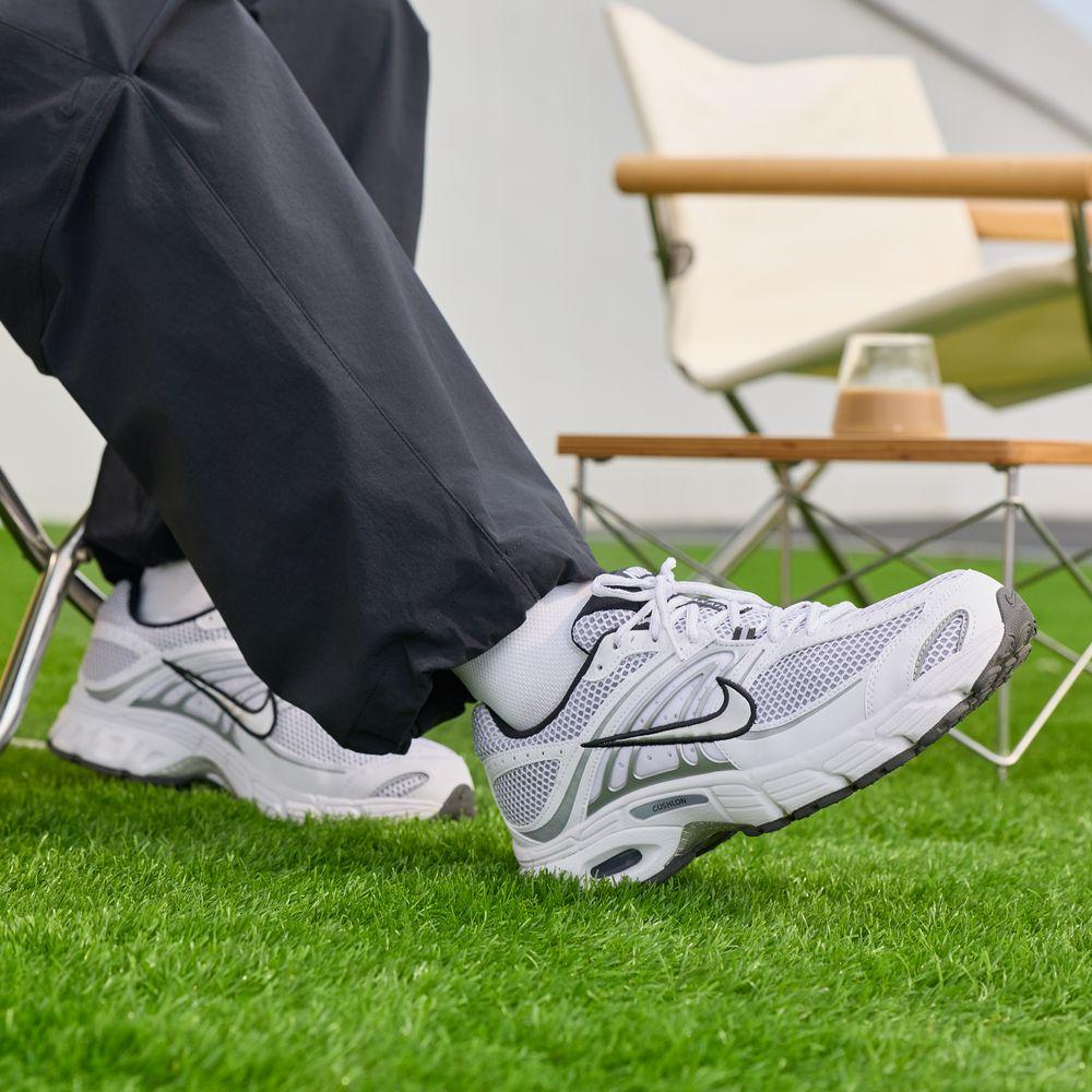 Nike Air Max Moto 2K Белый Черный Волк Серый 41