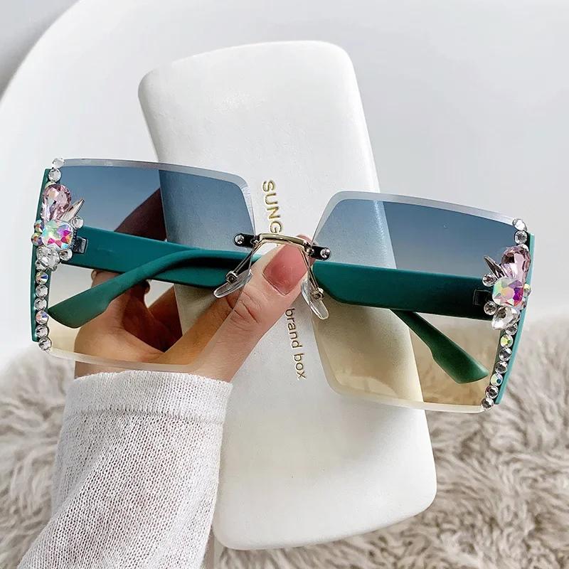Fashion Oversized Square Sunglasses Women Luxury Brand Vintage Rimless Sun Glasses Diamond Decoration Eyeglasses Uv400