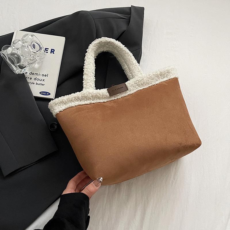 

Сумка-тоут из флиса из оленьей кожи, женская сумка, осень-зима 2025, новая трендовая ретро-сумка, большая вместимость, сумка-ведро из овечьей шерсти