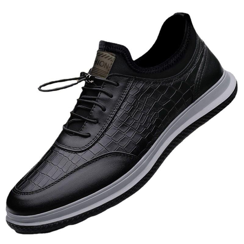 Spring Festival Men's Shoes New Casual Leather Shoes Breathable Men's Soft Bottom Soft Panel Shoes Fashion All-match Trendy Leather Surface