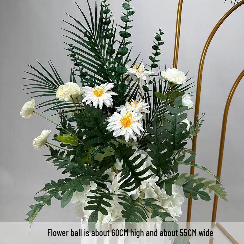 Künstliche Blumendekorationen für den Hochzeitsgang & die Bühne