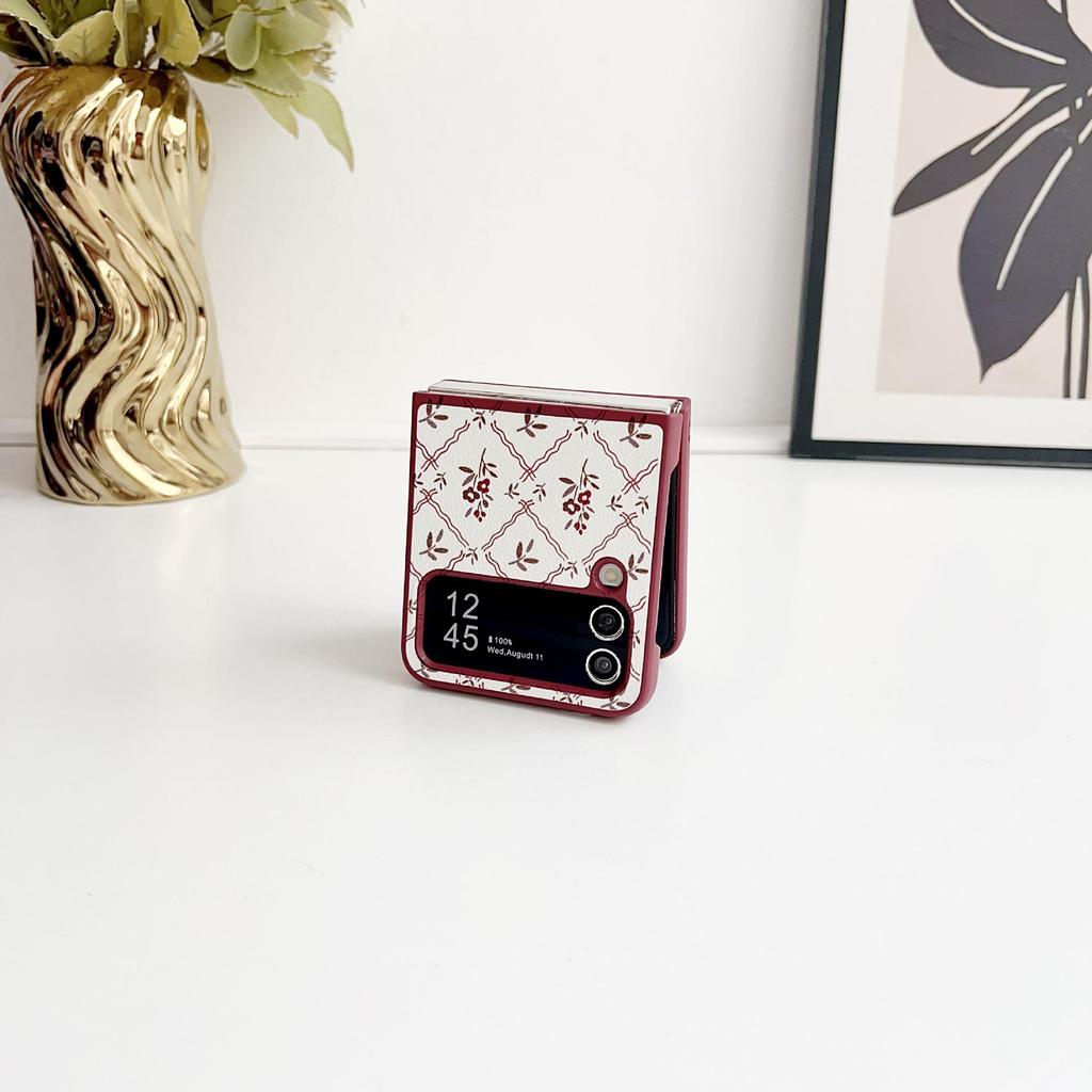 Samsung Z Flip7/6/5/4 Lucky Flower Drop-Proof Phone Case