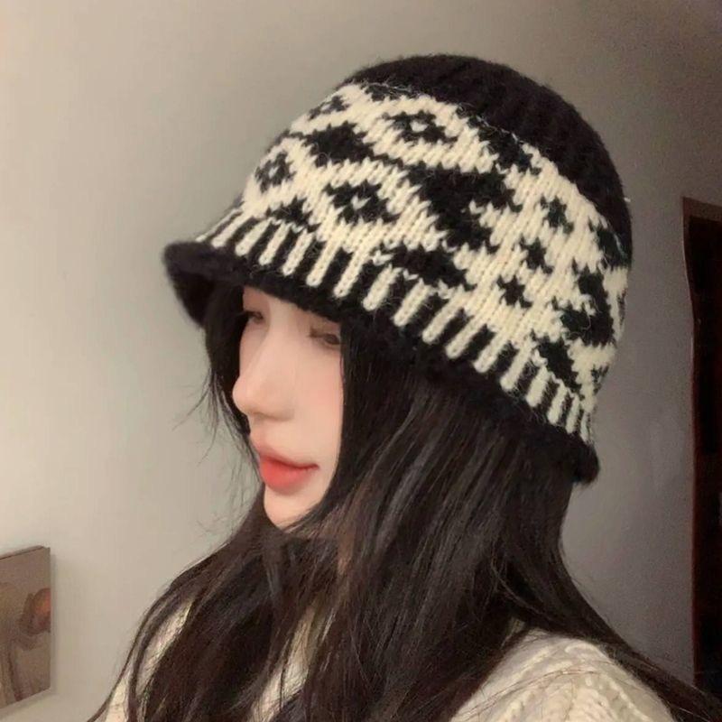 Small face retro Fair Island knitted wool hat women's autumn and winter versatile hat thermal head hat cold hat