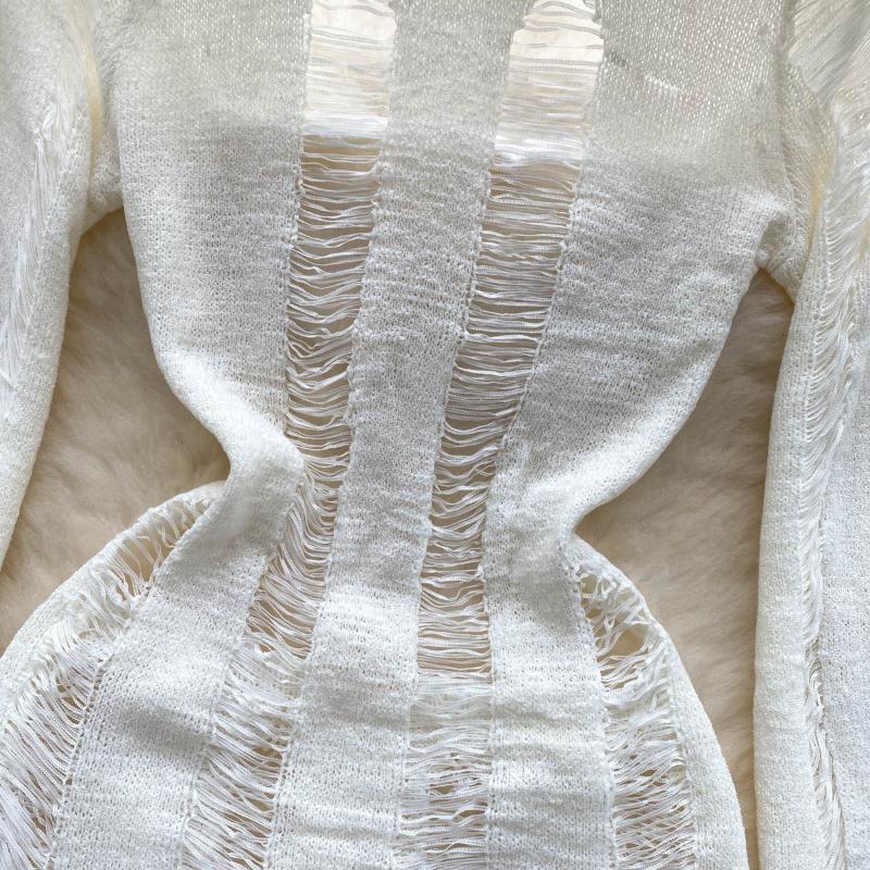 Abito lavorato a maglia senza schienale elegante scava fuori Abito da donna elegante a maniche lunghe sexy Mini abiti a matita Abito coreano sottile di moda di base sottile femminile 2024