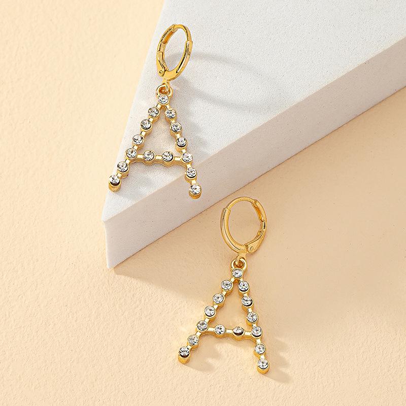 Women's Retro Trend Rhinestone Stud Earrings: Japanese & Korean Fashion, Stylish Temperament