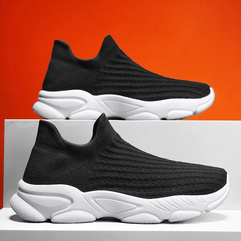 Mode Herren Skateboardschuhe Koreanische Edition Atmungsaktive Socken Mode Laufen Original Herren Skateboarding Sport Schwarz Herrenschuhe