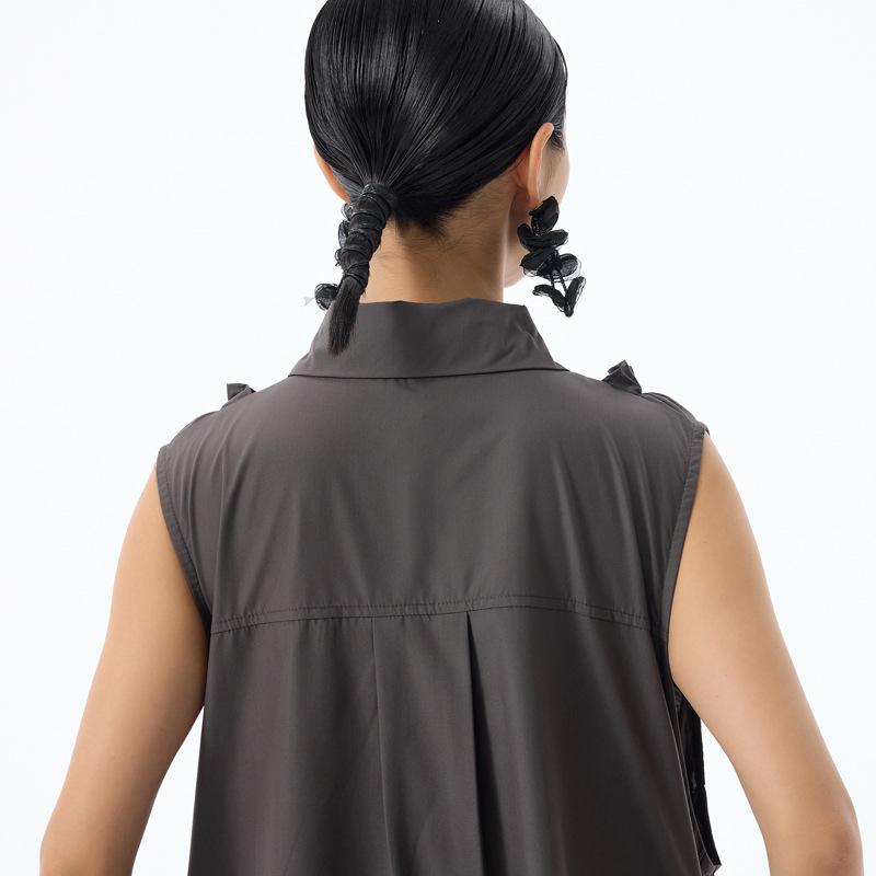 2026 Summer Japanese Retro Dark Pleated Sleeveless Dress – Slimming, Individual, Long