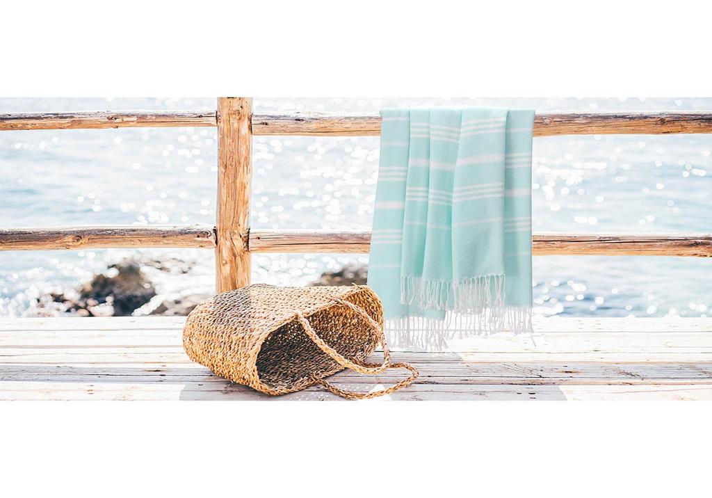 Extra-Large Sand-Free Turkish Beach Towel for Travel, Pool, and Bath