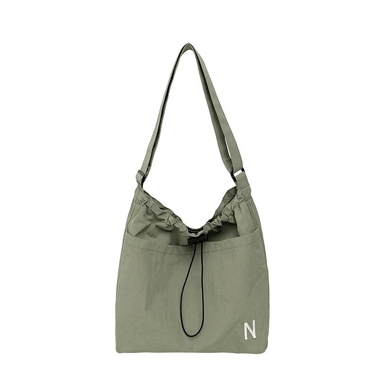 

Повседневная большая сумка женская 2025 новая модная тканевая сумка на плечо большая вместительная сумка-тоут классная сумка-мессенджер зелёный