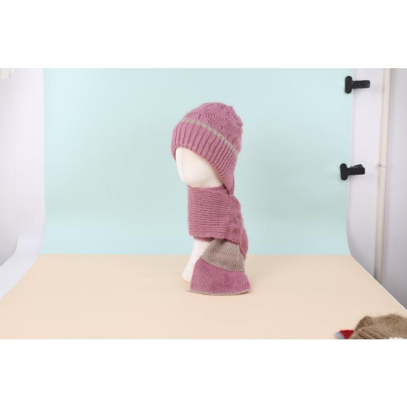 Fleece hat, scarf, integrated knitted hat, mother ear protectors, headgear, cycling thermal neck protector, women