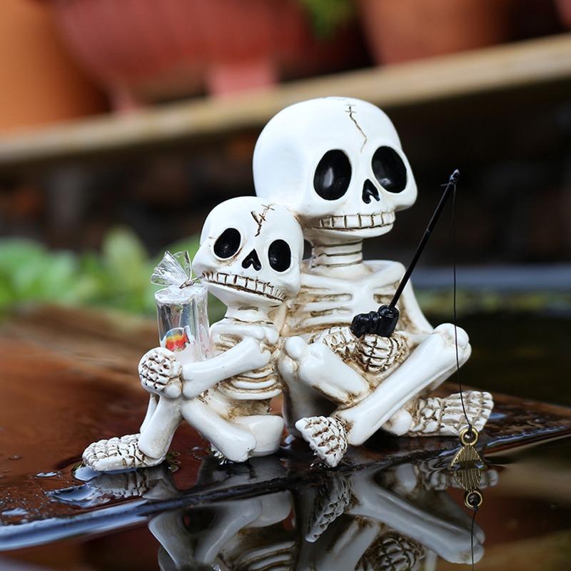 Parent-child Fishing Skeleton Figurine, Resin Outdoor Garden Pond Decoration Statue, Halloween Handicraft