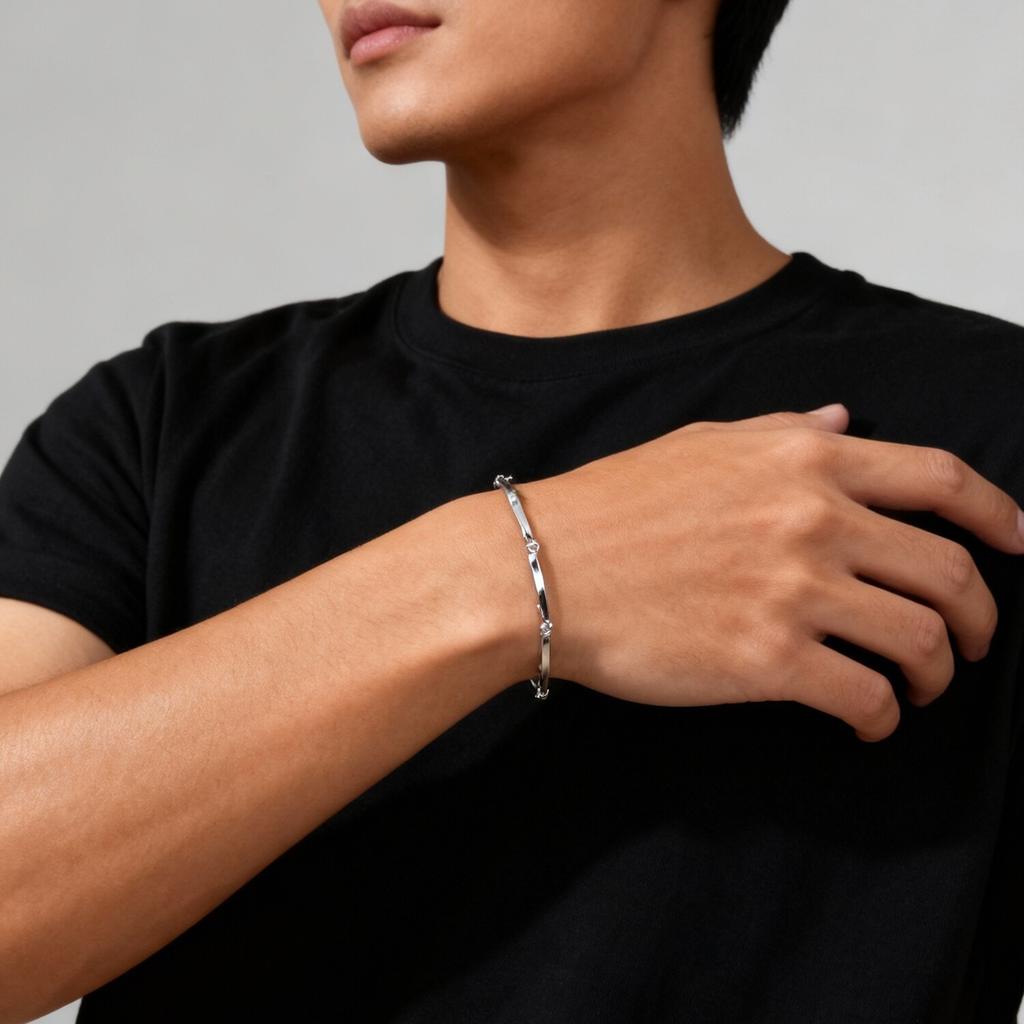 Mobius Couple Bracelet for Men Women,Silver Color Adjustable Chain Wristband,Valentine's Day Anniversary Gifts