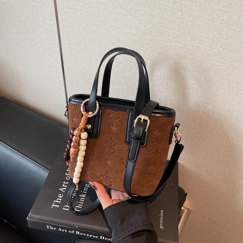 Tasche Damen neue lässige Bucket Bag Nische Herbst und Winter Retro Umhängetasche Diamant Handtasche