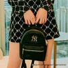 Koreanischer MLB Diamant Argyle NY Geprägter Damen Vielseitiger Trendiger Crossbody Rucksack