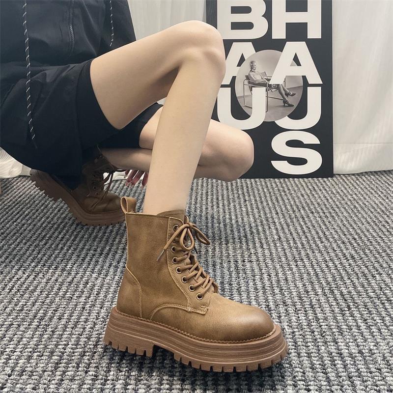 Retro thick-soled Martin boots for women 2025 autumn and winter new British style flat-bottomed versatile velvet thickened locomotive short boots 