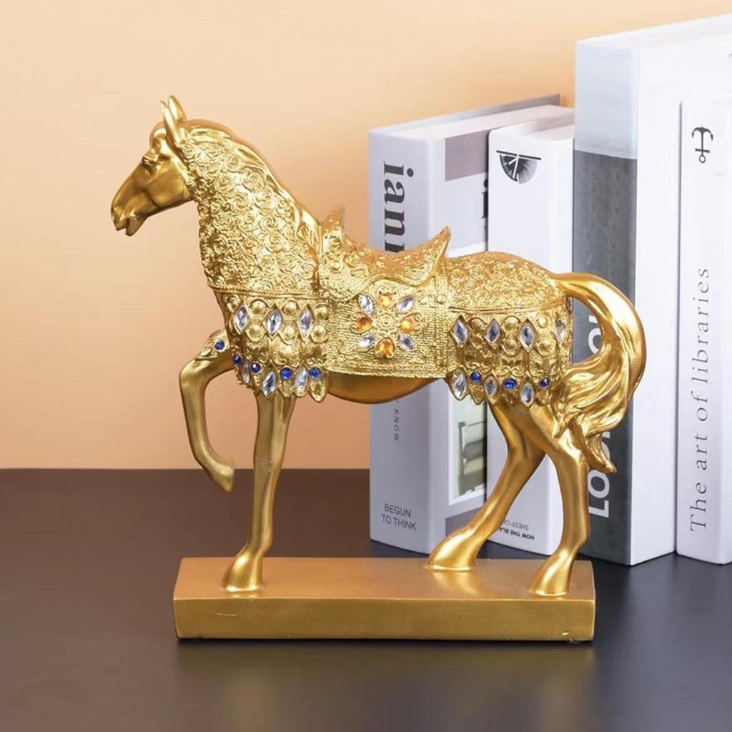 Gilded Horse Desk Ornament: Chinese Style Home Decor