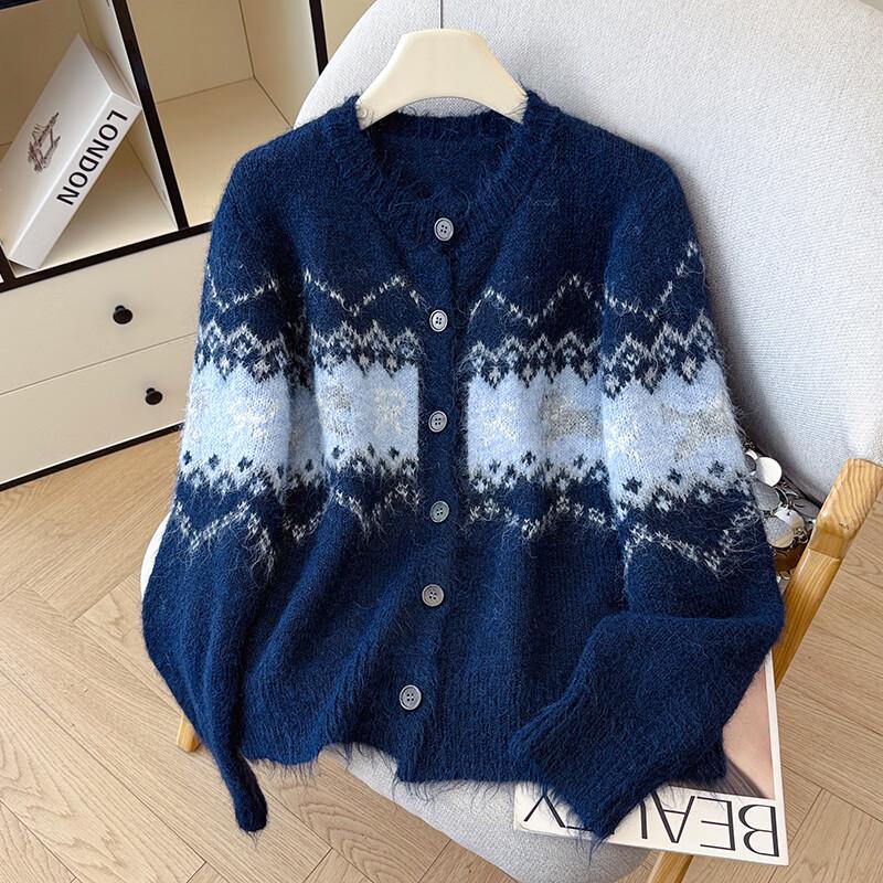 La Chapelle Women's Korean Style Jacquard Cardigan