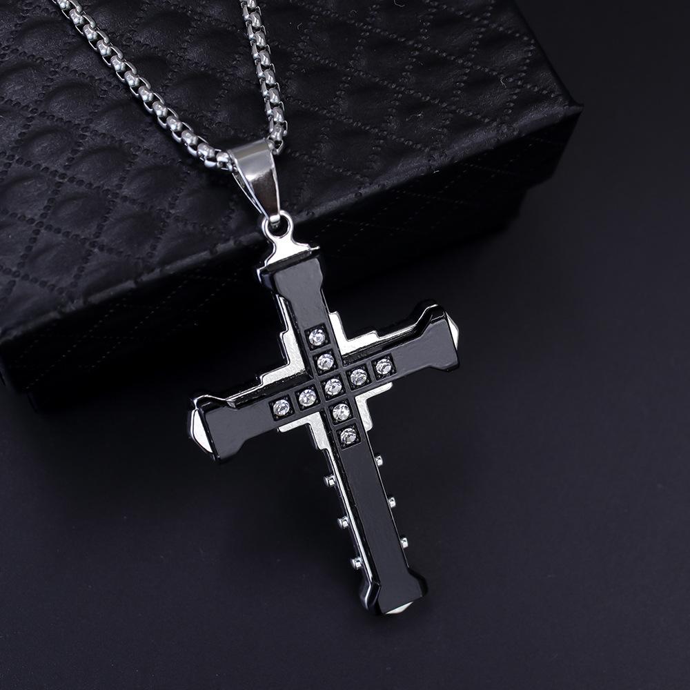 Men's Bold Black And Gold Cross Pendant Necklace With Diamonds Stylish Fashion Jewelry For Men