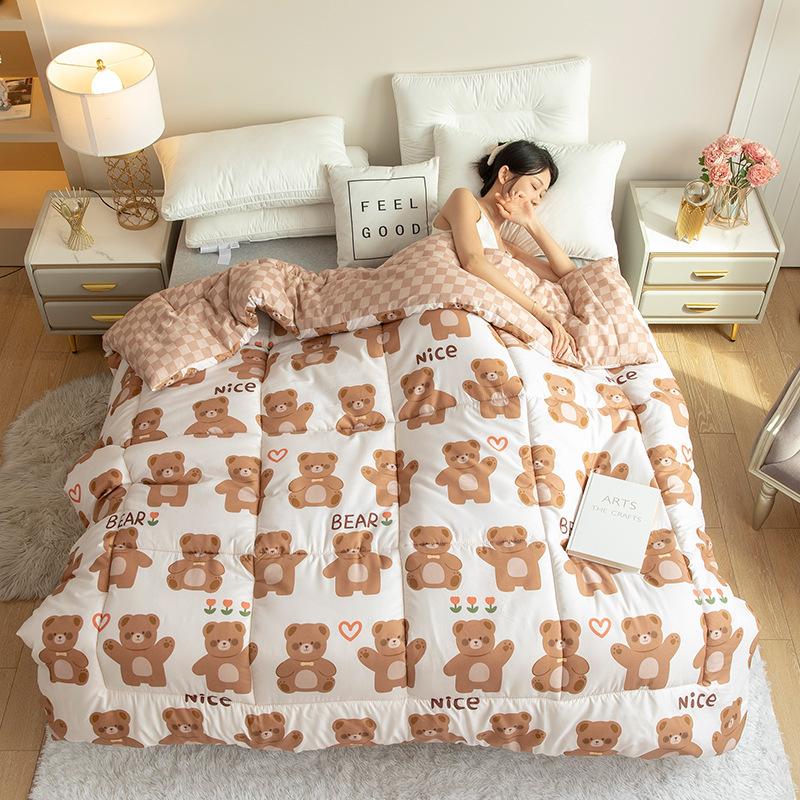 Luxurious Checkered Queen Comforter Set - Stain Resistant, Soft Microfiber, Lightweight, Breathable, Easy Care For All Seasons