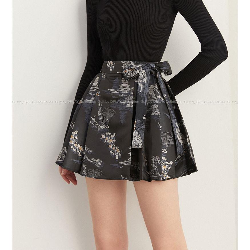 2025 A/W Women's Chinese Style Black Pleated Horse Face Skirt, Guofeng Petite Half Skirt, Anti-Exposure, Short Design
