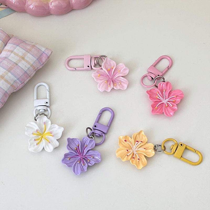 1PC Colorful Romantic Accessory Delicate Flower Sweet Keychain Giftable Backpack Stylish Cherry Blossom Cute 5.5x3cm