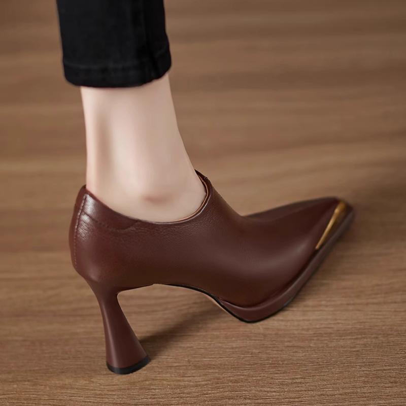 New Fashion Small Temperament High Heels Metal Iron Toe 2025 Small Shoes Commuter Single Shoes Block Heel