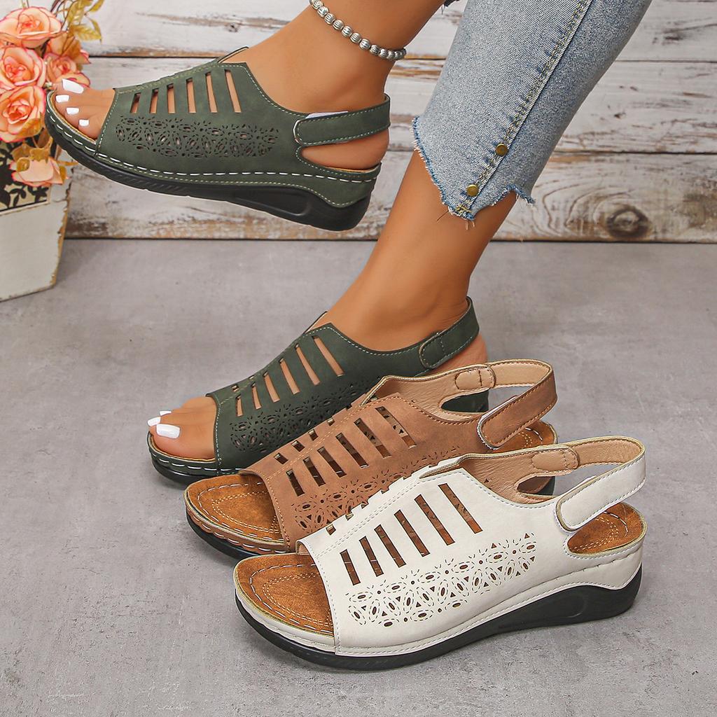 Fashion Woman Leather Summer Fashion Wedge Female Large Size Mid-heeled Platform Black New Comfortable Retro Sandals for Women