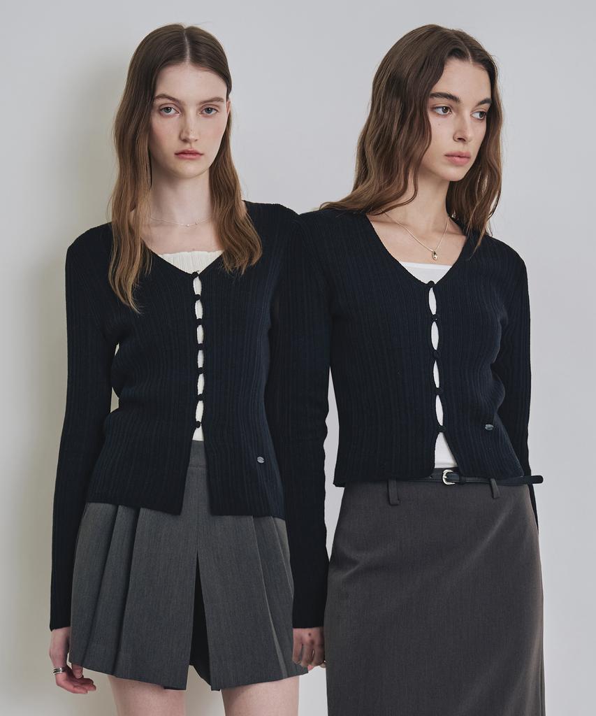 Costumeoclock Woman [Italy] Slim V-Neck Ribbed Cardigan 10 Color Cowcd003