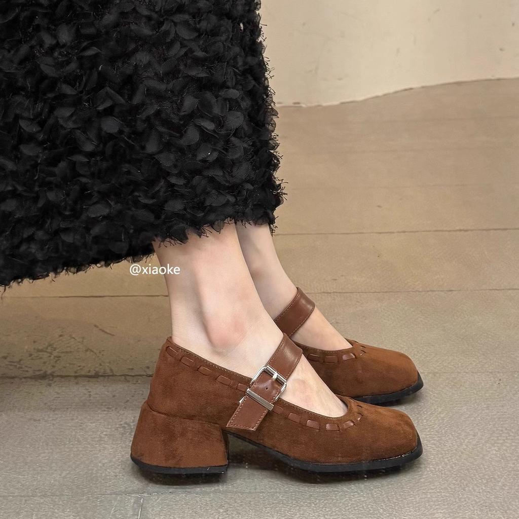 Französische quadratische Spitze dicker Absatz High Heels Herbst und Winter Damenschuhe 2025 neue Retro Wildleder Abendschuhe Mary Jane Schuhe