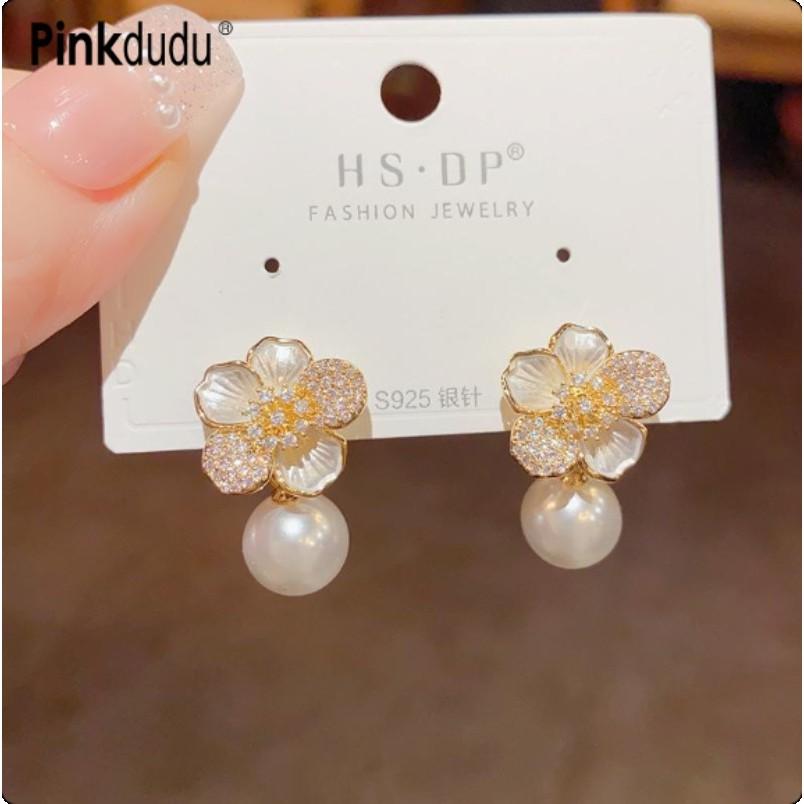 Pinkdudu Boucles d'oreilles clous en alliage de zinc avec zircone et fleur en verre coulant, élégantes et tendance, avec perles en résine pour femmes PD2268