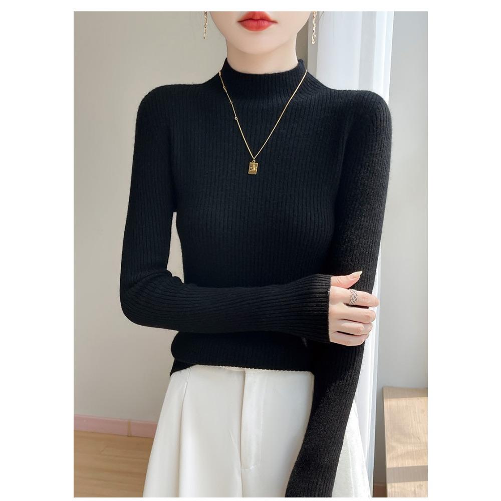 A Semi-high-neck Sweater As A Base Layer for Slimming Women, Warm In Autumn and Winter, and A Fitted, Versatile Knitted Sweater As An Inner Layer