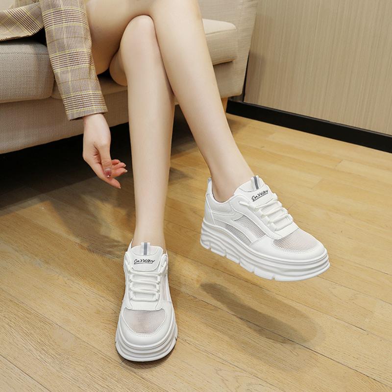 Modne Białe Sneakersy Damskie Lato Sportowe Tenisowe Ukryty Obcas Buty do Biegania Kobieta Komfortowe Treningowe Atletyczne Gruba Podeszwa Trampki Obuwie