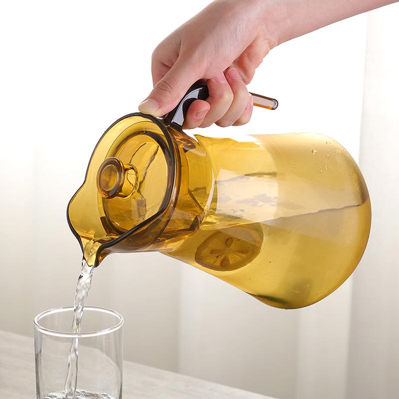 Acrylic High-Temperature Resistant Pitcher - Large Capacity Cold Water and Juice Jug for Home, Restaurant, or Bar