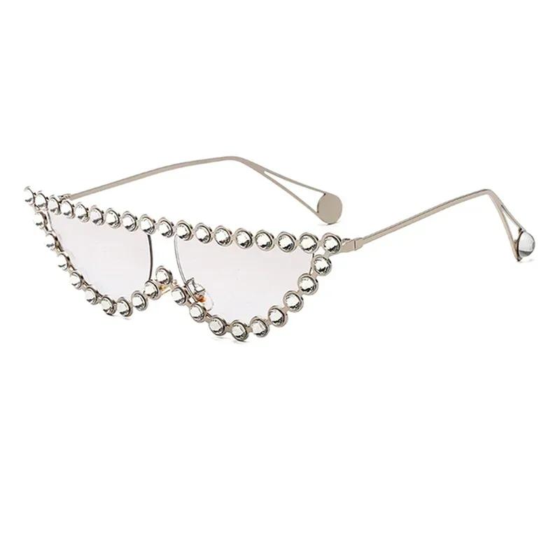 New Luxury Designer Diamond Sunglasses Women Rhinestone Cat Eye Vintage Shades Summer Outdoor Fashion Glasses