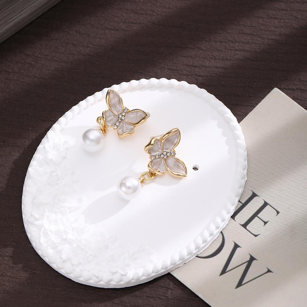 Zircon Butterfly Pearl Earrings Women'S Sterling Silver Stud Earrings Premium Earrings Temperament Earrings