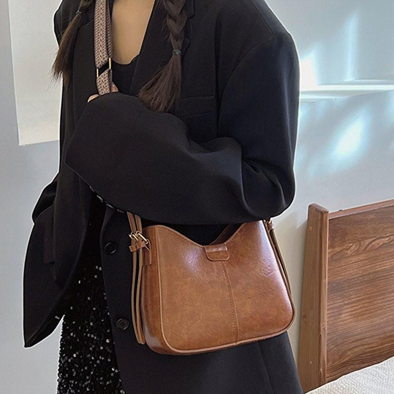 Stylish All-match Women's Bucket Bag Soft Touch Fabric Classic Vintage Design