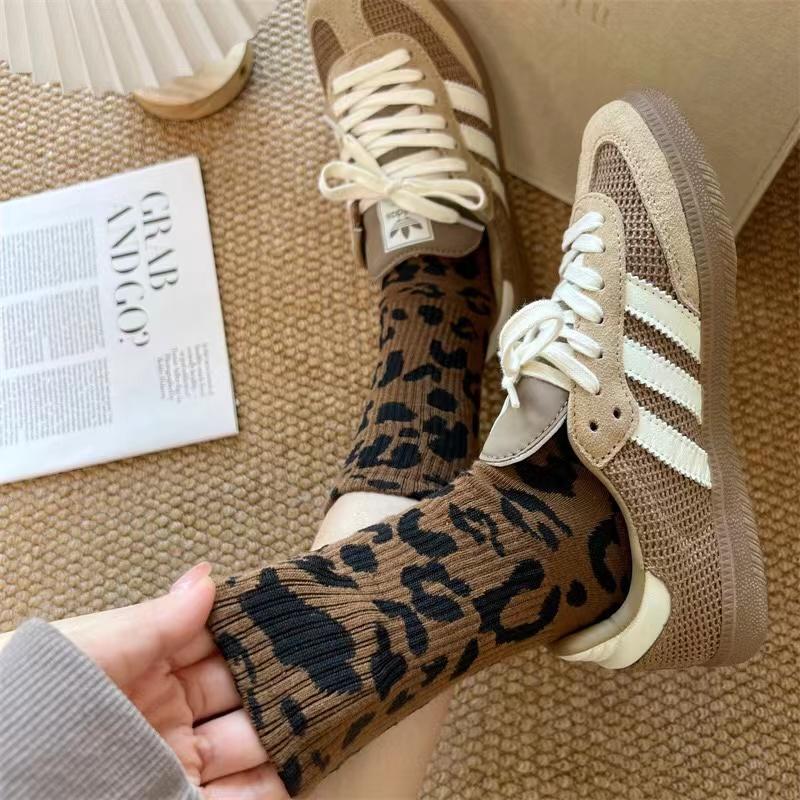 1 Pair Women's Socks Leopard Print Socks Four Seasons Mid-tubeSocks New High Waist PileSocks Fashion Middle Socks Women's Stocki