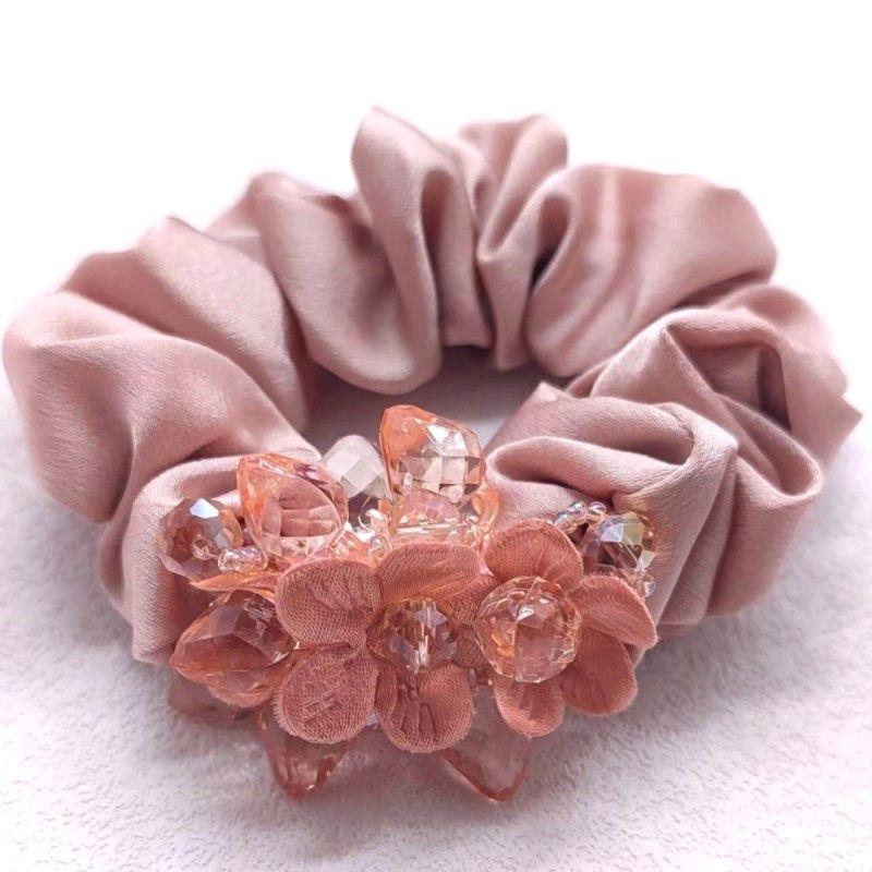 

Элегантная Женщина Бисероплетение Кристалл Широкая Резинка для Волос Завязывание Волос Цветок Банкет Фестиваль Сатин Кольцо-кишка Большая Резинка для Головы Головной Убор