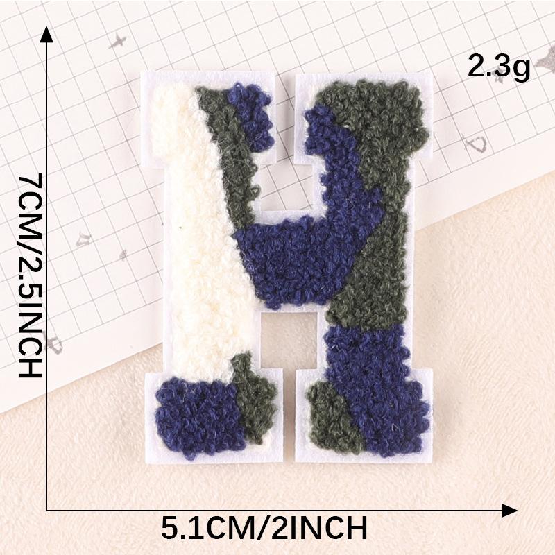 Computerstickerei Handtuchstickerei Stoffetikett Camouflage Englisches Alphabet Handkonto DIY Patch Zubehör Chenille Stickstoffaufkleber