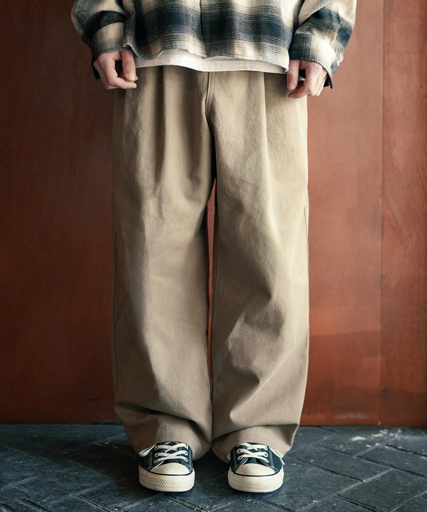 PUNCHLINE Candor Double-Pleat Chino Pants Beige Islp9182