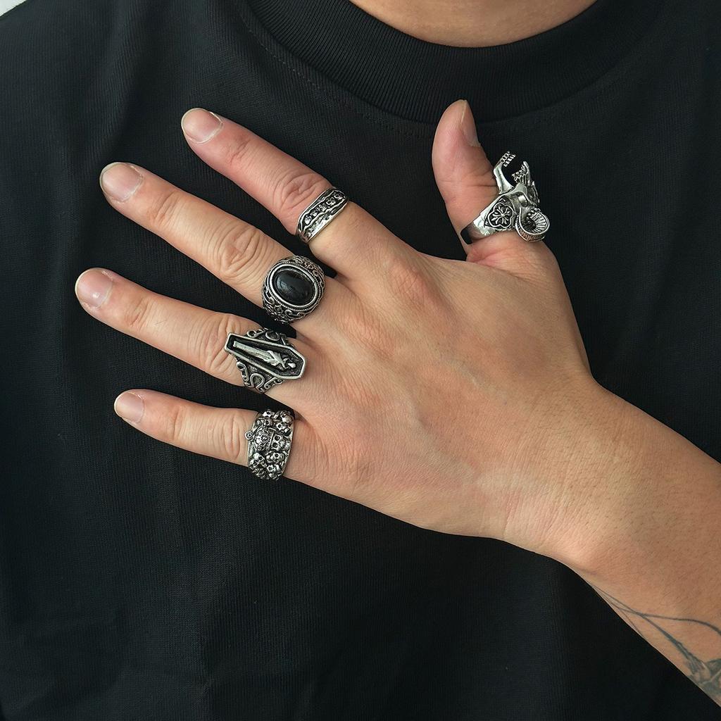 Exaggerated Skull Ring for Men, Hip-Hop Niche Retro Punk Ring Set, Men's Unique Hand Accessories