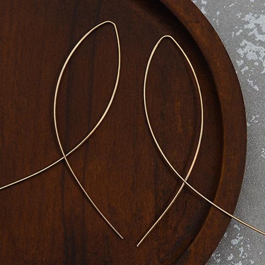 

Minimalist Zircon Fish Shaped Stud Earrings Simplicity Handmade Copper Wire Earring Women Brincos de gota Feminino Geometric