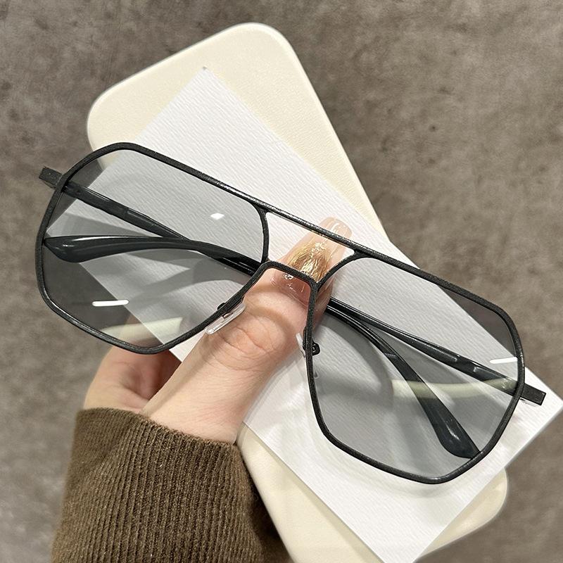 Vintage Polarized Sunglasses Men Fashion Black Shades Eyewear Retro Trendy Brand Design Sun Glasses For Driving Fishing