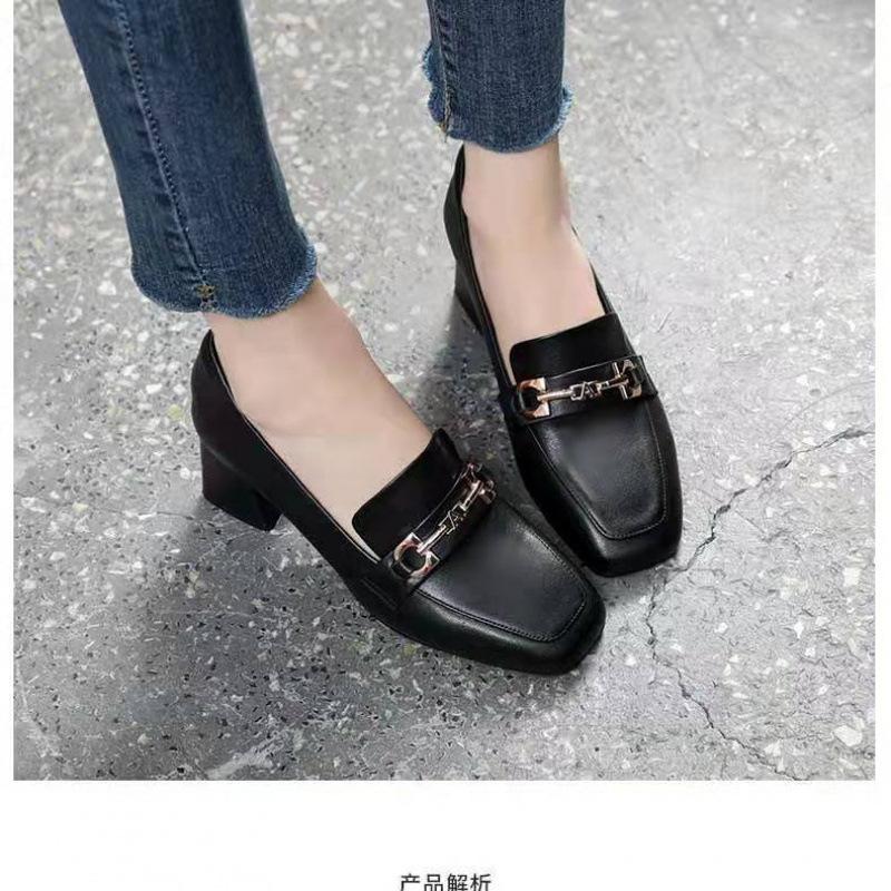 

Настоящая мягкая кожа одинарная обувь женская весна и осень 2025 новая универсальная обувь на высоком каблуке обувь для мамы толстый каблук маленькие кожаные туфли 34 чёрный