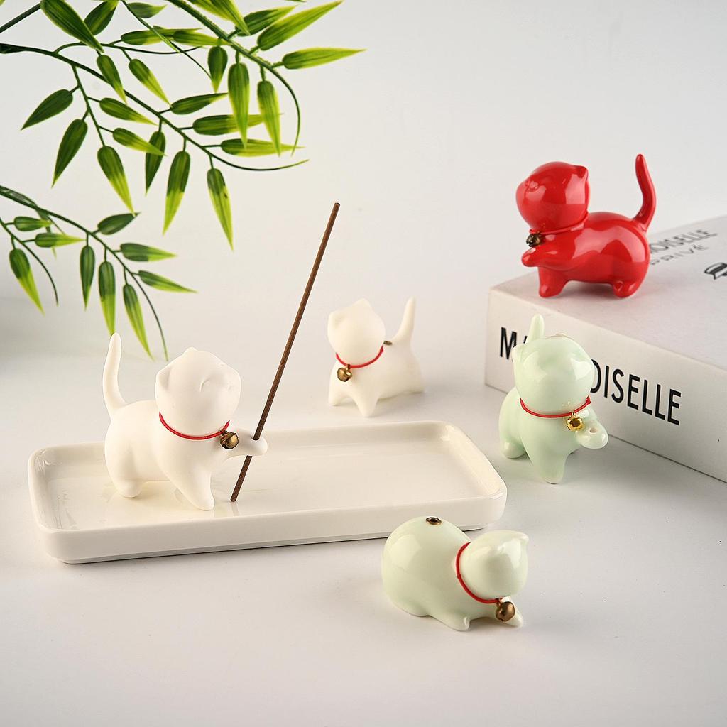 Nordic Style Ceramic Cat Incense Holder - Cute, Stylish Sandalwood Burner and Animal Ornament