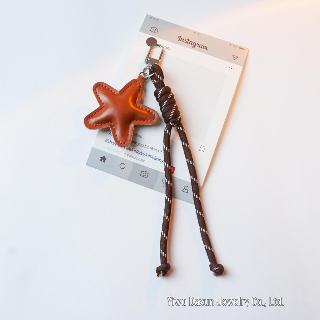 Cartoon Star & Heart Keychain Pendant – Cute Bag Charm & Small Gift