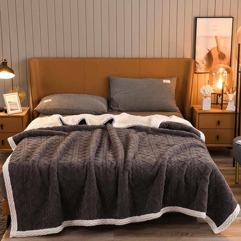 Taffeta Composite Lamb and Milk Fleece Blanket - Multifunctional Gift for Napping and More
